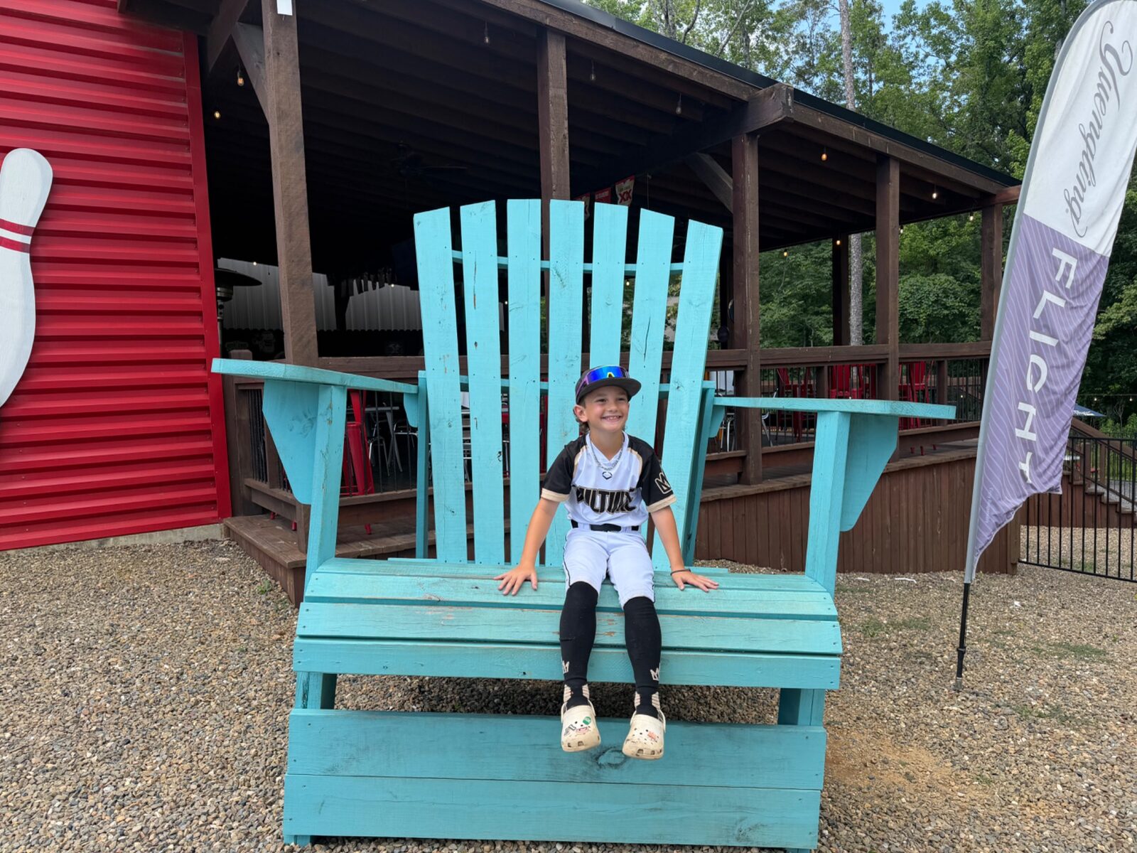 Big Chair, Big Smile